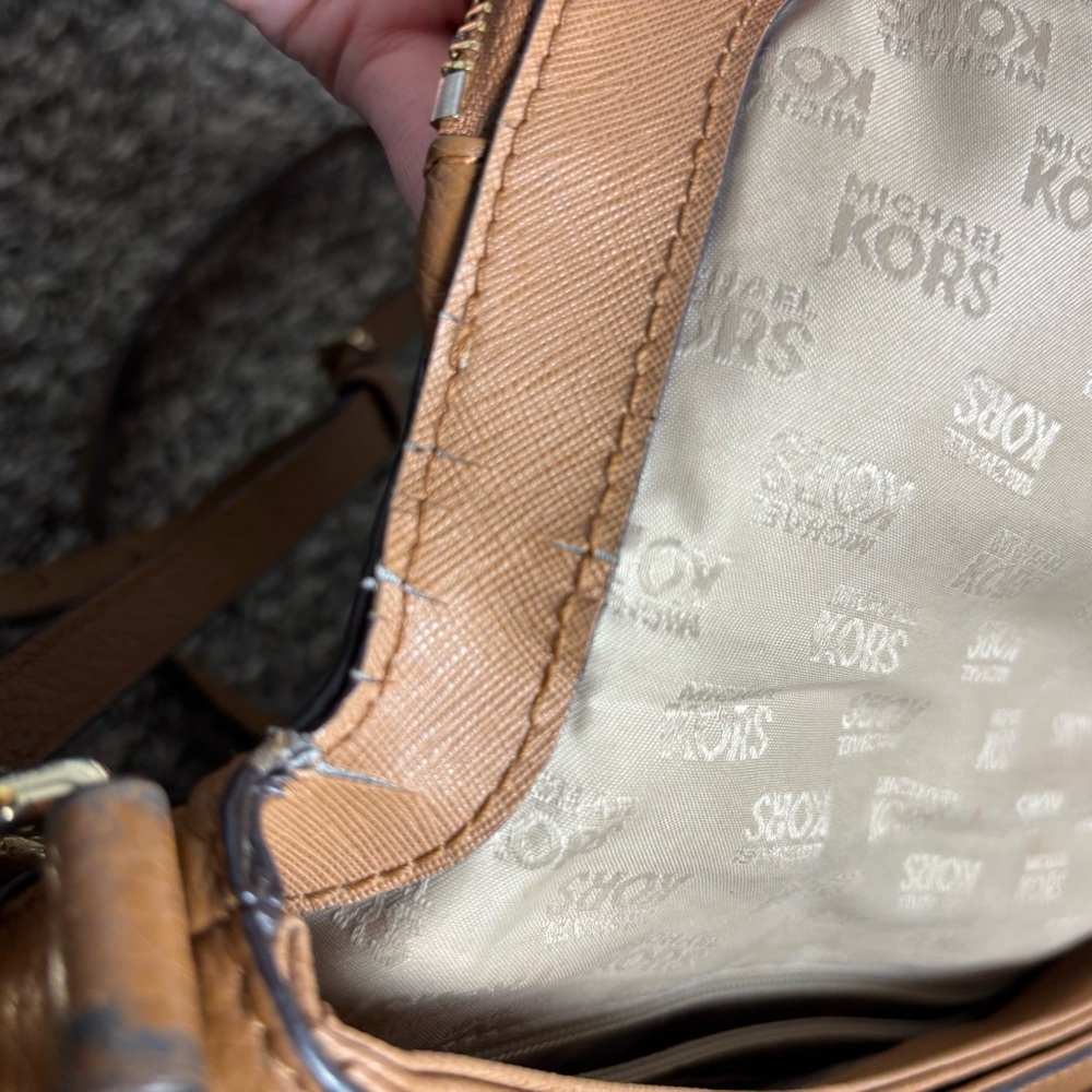 Michael Kors Bedford Brown Pebbled Leather Tassel Zipper Foldover Crossbody Bag - Picture 9 of 16
